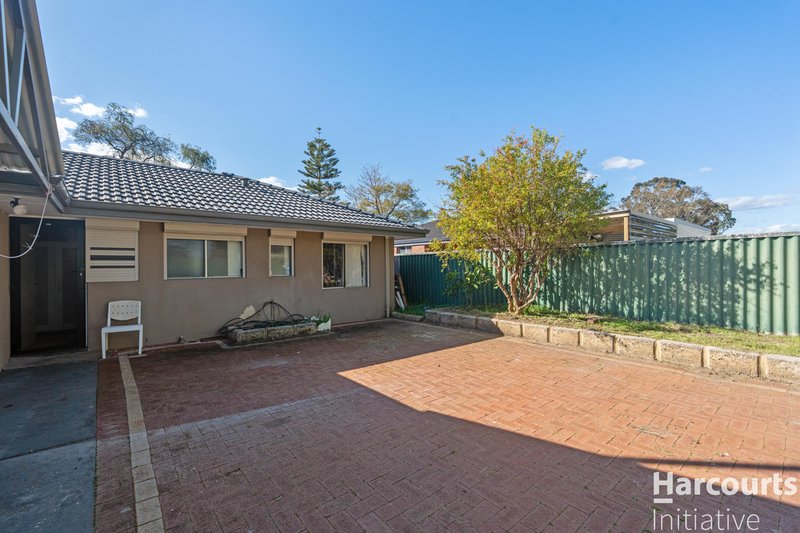 Photo - 10 Connell Way, Girrawheen WA 6064 - Image 22