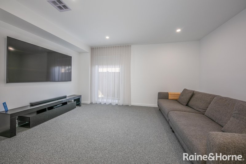 Photo - 10 Constance Way, New Gisborne VIC 3438 - Image 11