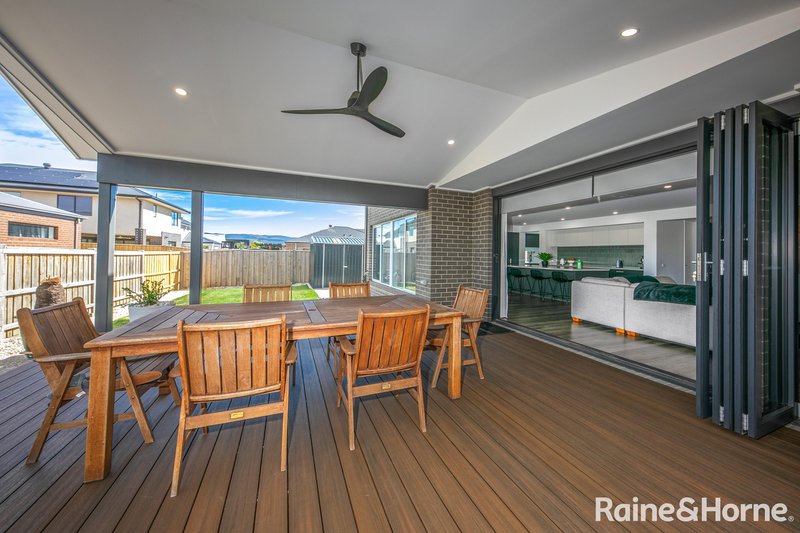Photo - 10 Constance Way, New Gisborne VIC 3438 - Image 18