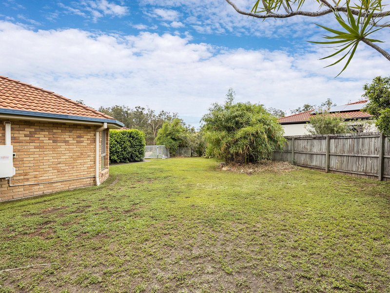 Photo - 10 Coolgardie Court, Arana Hills QLD 4054 - Image 3