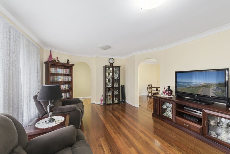 Photo - 10 Corambara Cres , Toormina NSW 2452 - Image 3