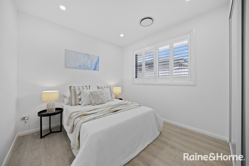 Photo - 10 Corella Avenue, Oran Park NSW 2570 - Image 9