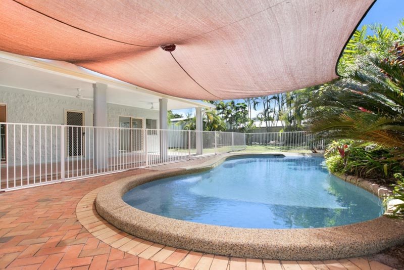 Photo - 10 Corinda Close, Trinity Beach QLD 4879 - Image 7