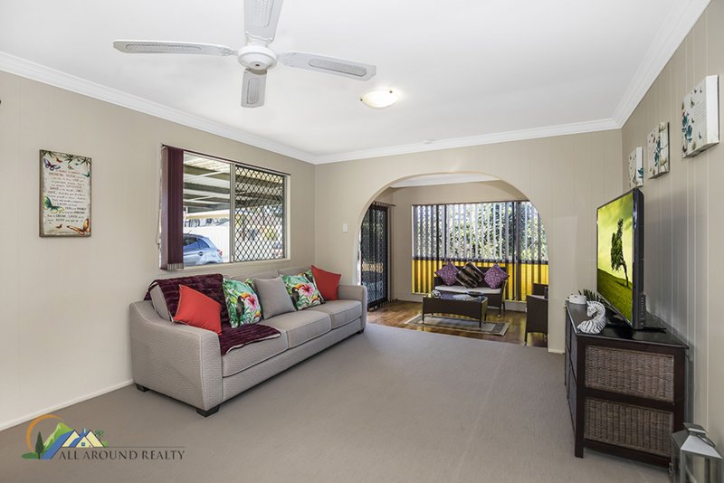 Photo - 10 Cormorant Street, Bongaree QLD 4507 - Image 6