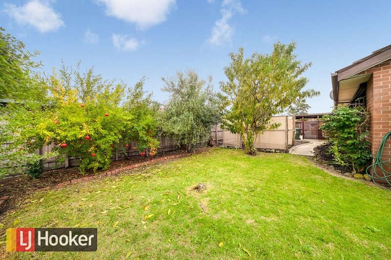 Photo - 10 Cornwall Ave , Keysborough VIC 3173 - Image 11