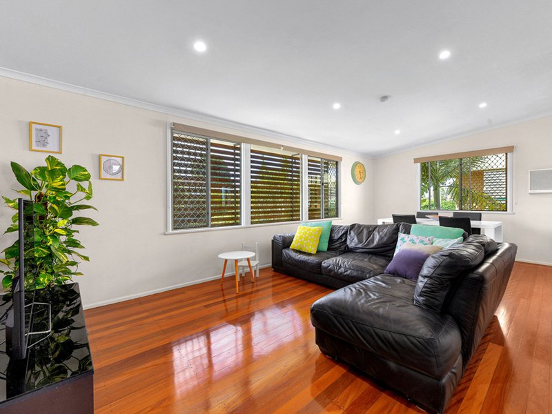 Photo - 10 Coronet Street, Banyo QLD 4014 - Image 9