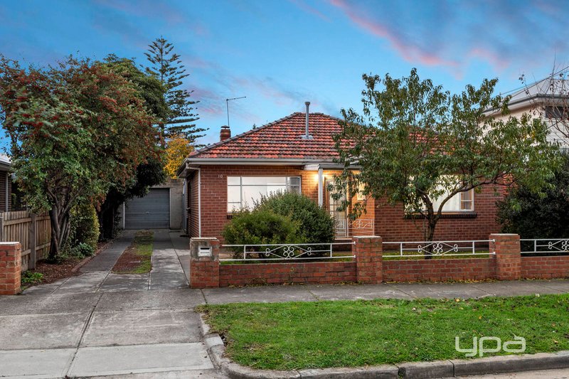 10 Corrigan Avenue, Brooklyn VIC 3012