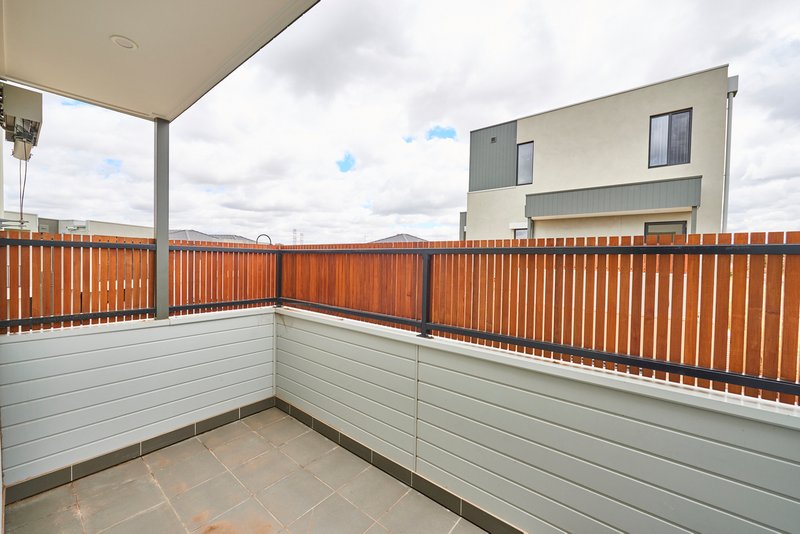 Photo - 10 Coupling Way, Glenroy VIC 3046 - Image 11