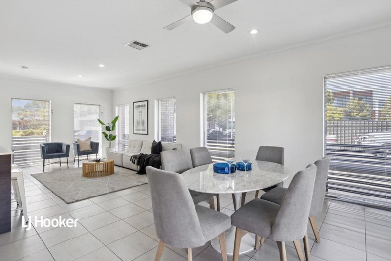 Photo - 10 Coventry Street, Mawson Lakes SA 5095 - Image 5