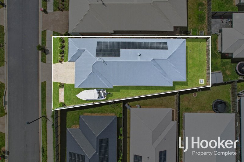 Photo - 10 Creaghe Street, Park Ridge QLD 4125 - Image 1