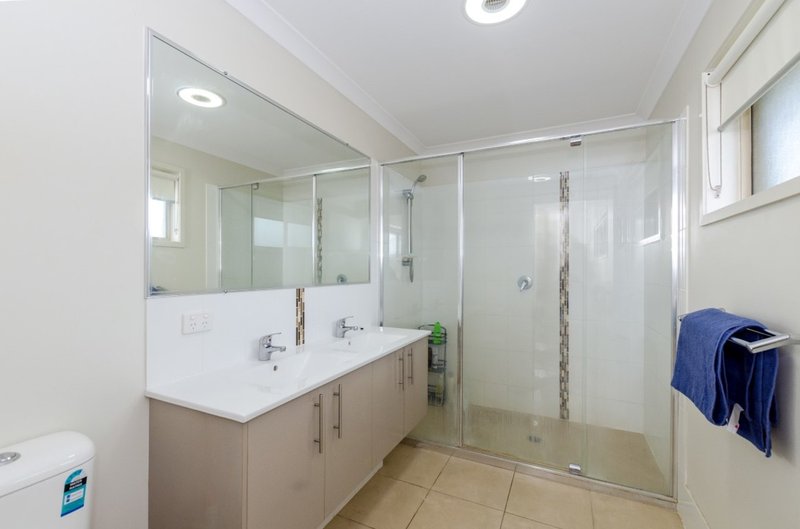 Photo - 10 Creekview Drive, New Auckland QLD 4680 - Image 8