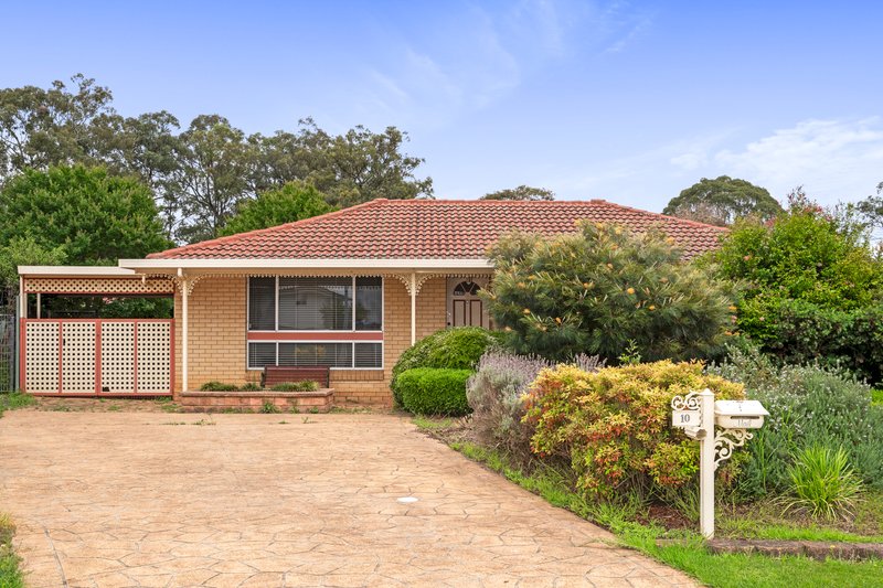 10 Cress Place, Macquarie Fields NSW 2564