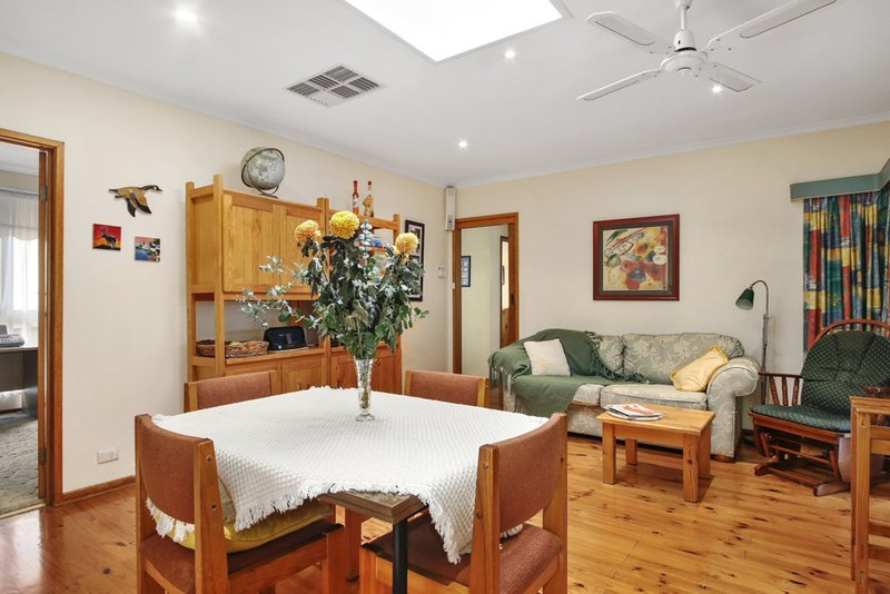 Photo - 10 Crestway , Lilydale VIC 3140 - Image 7