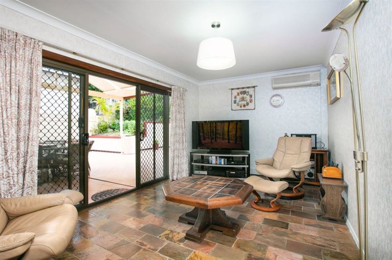 Photo - 10 Cromarty Crescent, Winston Hills NSW 2153 - Image 3