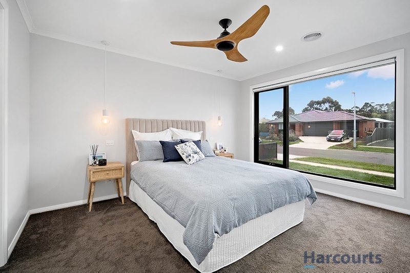 Photo - 10 Cromie Street, Miners Rest VIC 3352 - Image 8