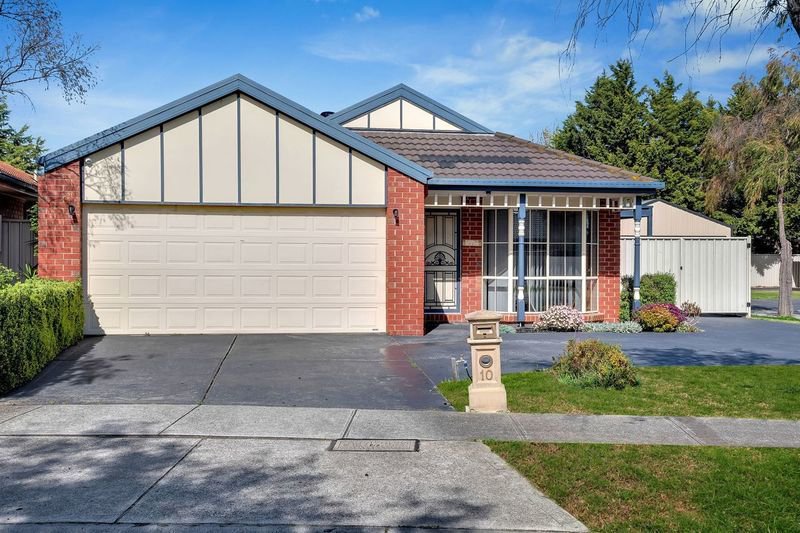 Photo - 10 Crossdale Green, Craigieburn VIC 3064 - Image 2