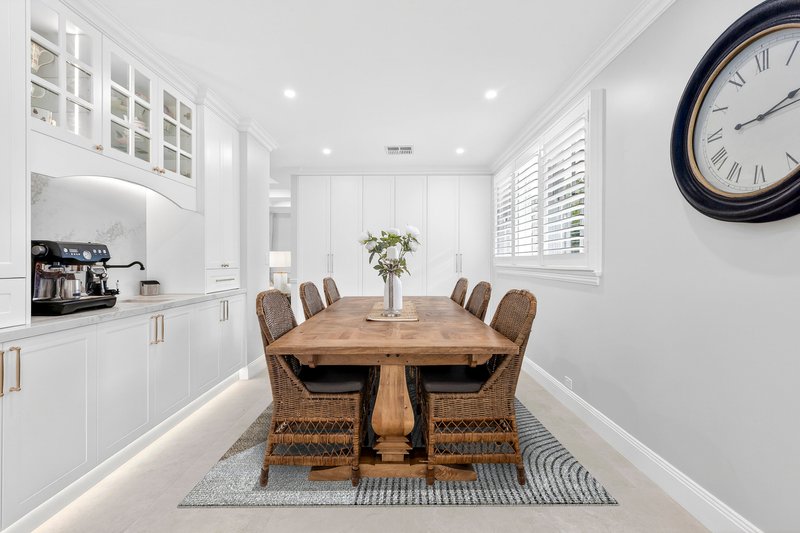 Photo - 10 Cullen Street, Forestville NSW 2087 - Image 4