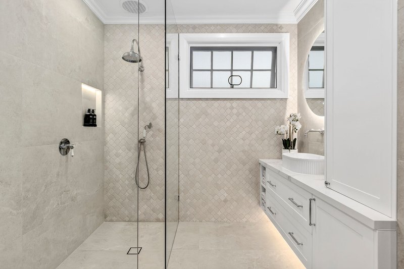 Photo - 10 Cullen Street, Forestville NSW 2087 - Image 8