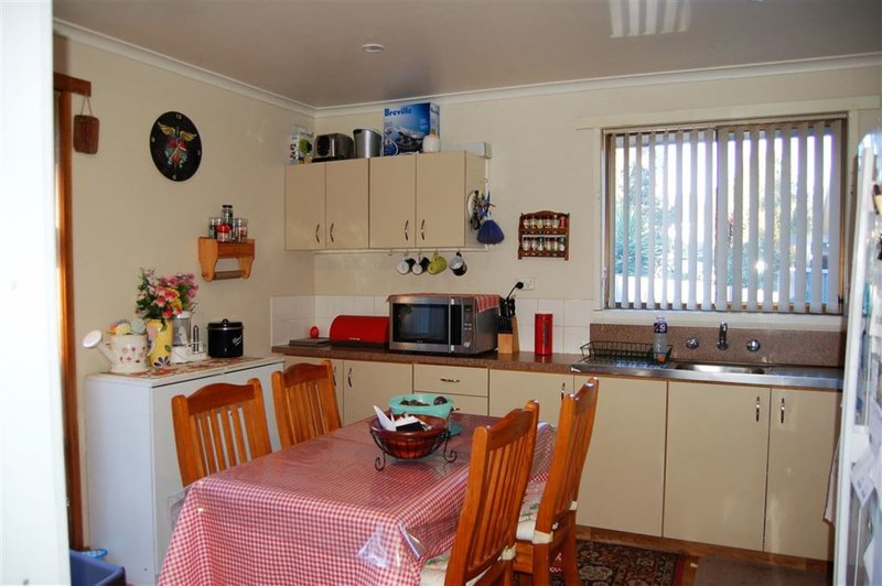 Photo - 10 Cupania Street, Rocherlea TAS 7248 - Image 5