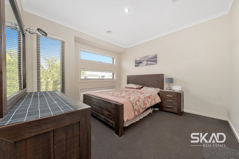 Photo - 10 Currango Street, Wollert VIC 3750 - Image 3