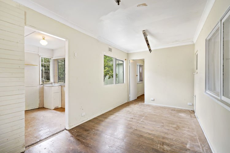 Photo - 10 Cusack Street, Merrylands West NSW 2160 - Image 5