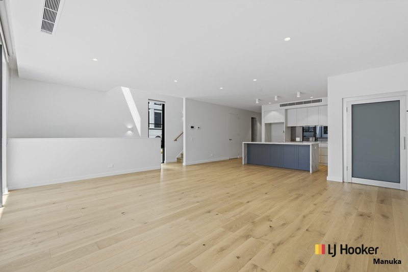Photo - 10 Cutty Sark Lane, Red Hill ACT 2603 - Image 2