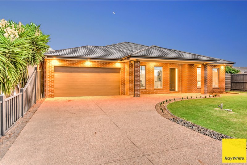 Photo - 10 Cyclic Way, Tarneit VIC 3029 - Image 4