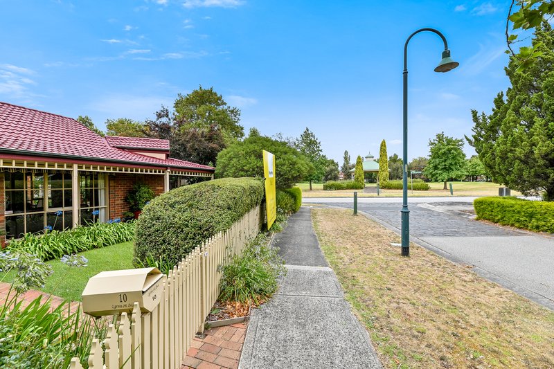 Photo - 10 Cypress Hill Drive, Narre Warren South VIC 3805 - Image 20