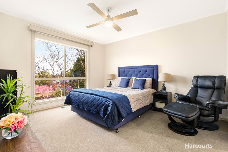 Photo - 10 Daffodil Court, Endeavour Hills VIC 3802 - Image 6