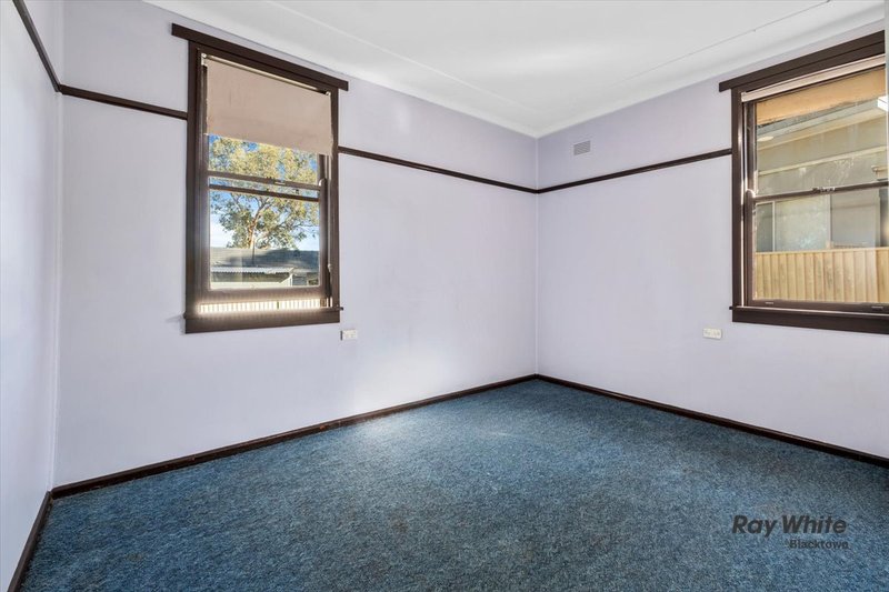 Photo - 10 Dale Street, Seven Hills NSW 2147 - Image 6