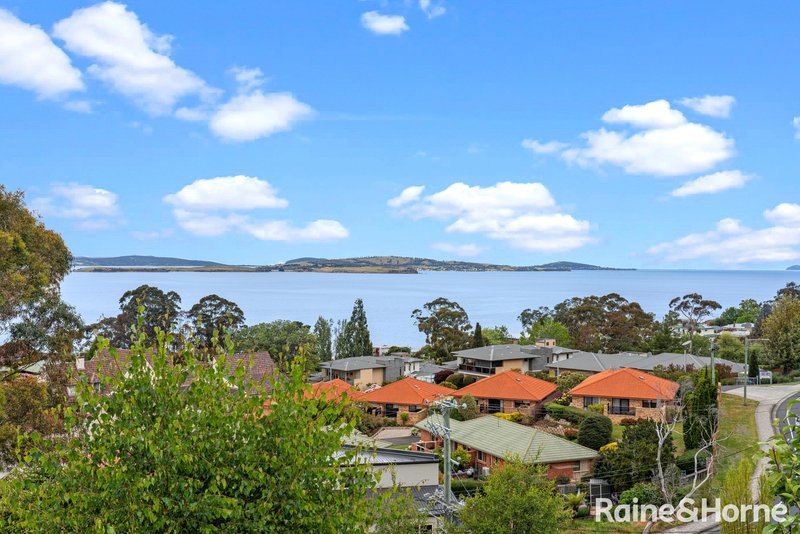 Photo - 10 Dallas Avenue, Taroona TAS 7053 - Image 3