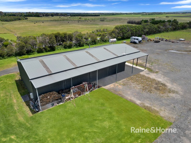 Photo - 10 Dalmore Road, Tooradin VIC 3980 - Image 5