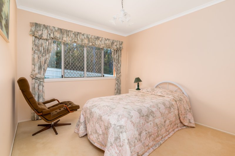 Photo - 10 Danaher Drive, Rochedale South QLD 4123 - Image 9