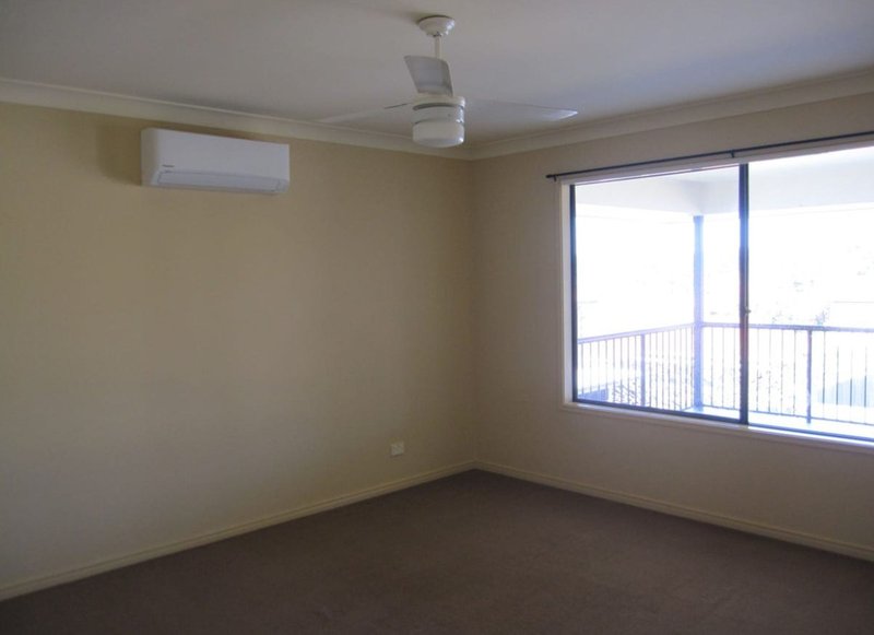 Photo - 10 Daniells Court, Ormeau QLD 4208 - Image 4