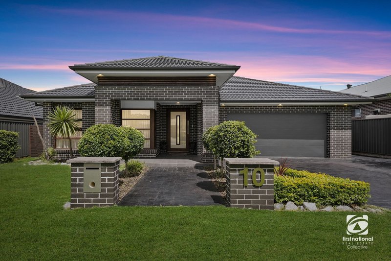 10 Dargin Close, Harrington Park NSW 2567