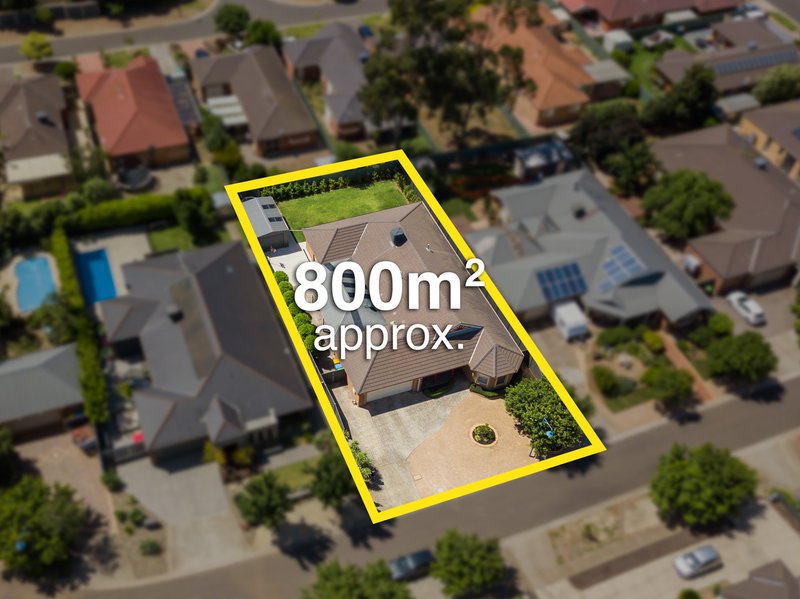 Photo - 10 Dartmouth Court, Manor Lakes VIC 3024 - Image 17