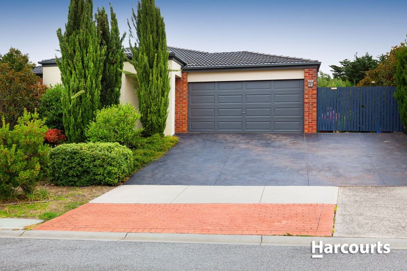 10 Daventry Court, Berwick VIC 3806