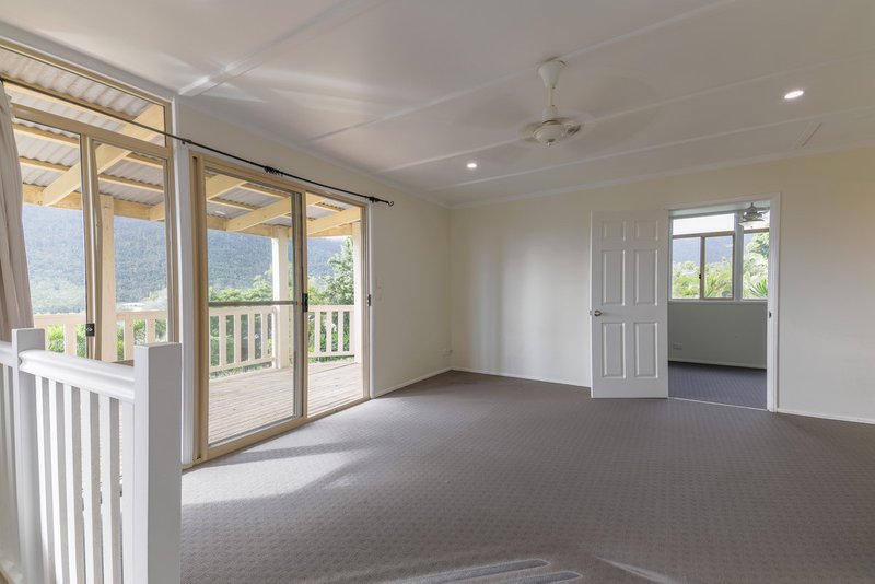 Photo - 10 Daydream Court, Cannonvale QLD 4802 - Image 14