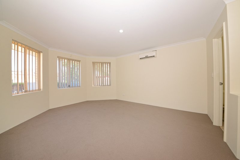 Photo - 10 De Crillon Way, Currambine WA 6028 - Image 6