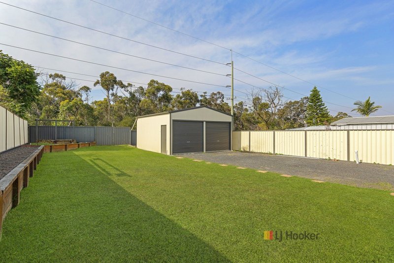 Photo - 10 Deakin Avenue, Lake Munmorah NSW 2259 - Image 2