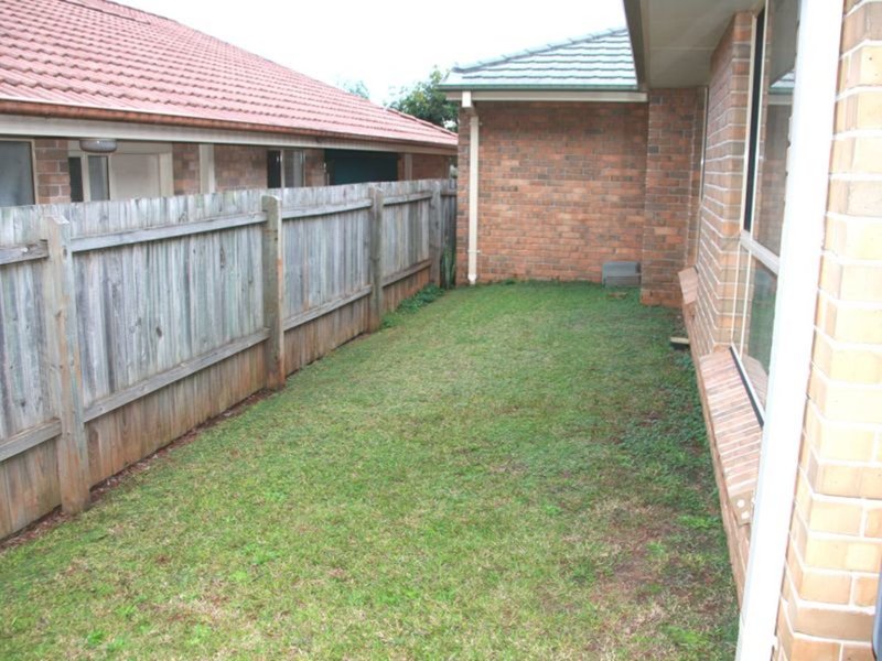 Photo - 10 Deakin Close, Port Macquarie NSW 2444 - Image 5