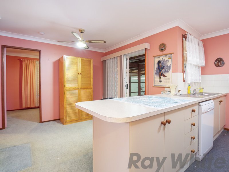 Photo - 10 Deas Place, Raymond Terrace NSW 2324 - Image 2