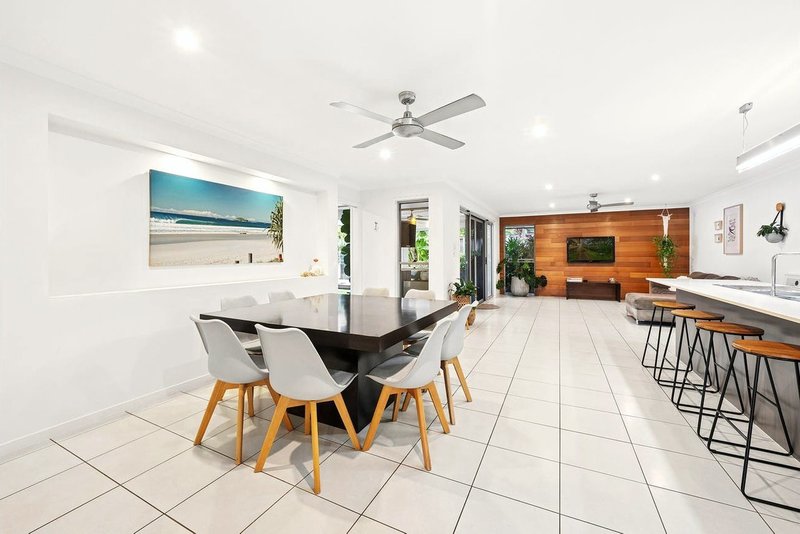 Photo - 10 Deepwater Close, Bli Bli QLD 4560 - Image 5