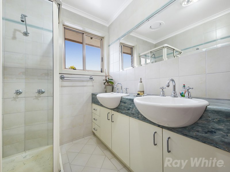 Photo - 10 Delamere Close, Mulgrave VIC 3170 - Image 6