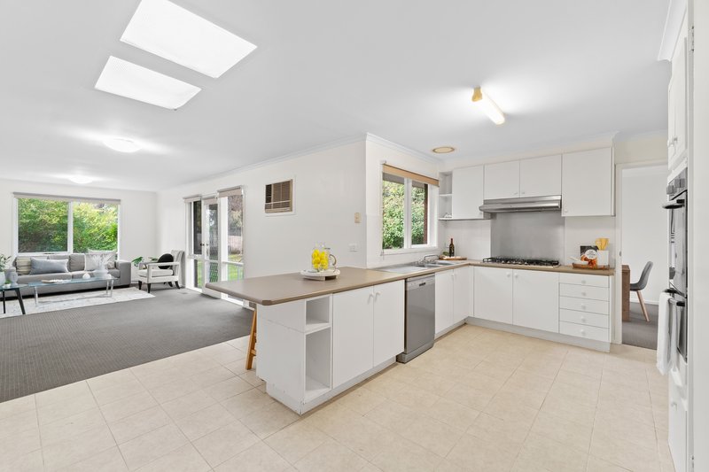 Photo - 10 Delatite Court, Rowville VIC 3178 - Image 3