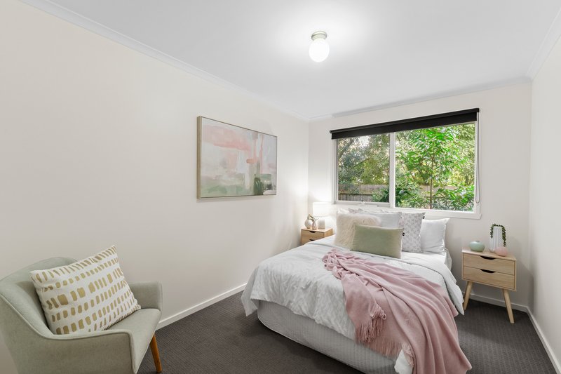 Photo - 10 Delatite Court, Rowville VIC 3178 - Image 8