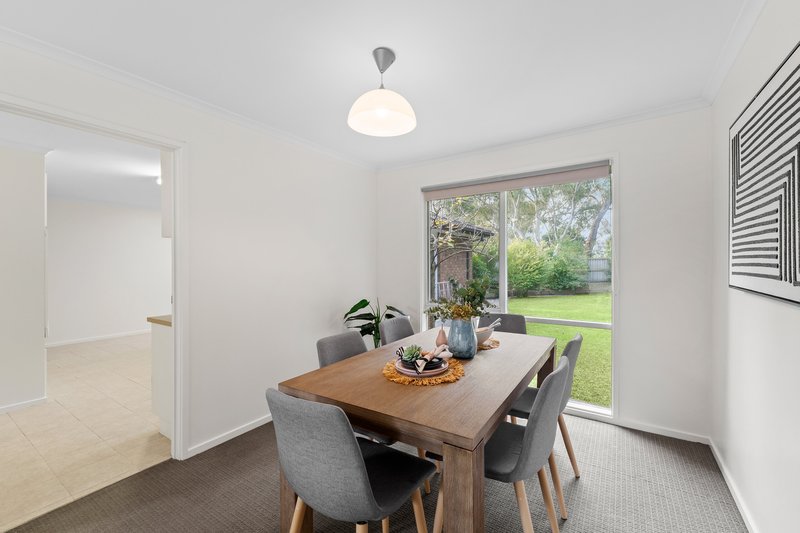 Photo - 10 Delatite Court, Rowville VIC 3178 - Image 13