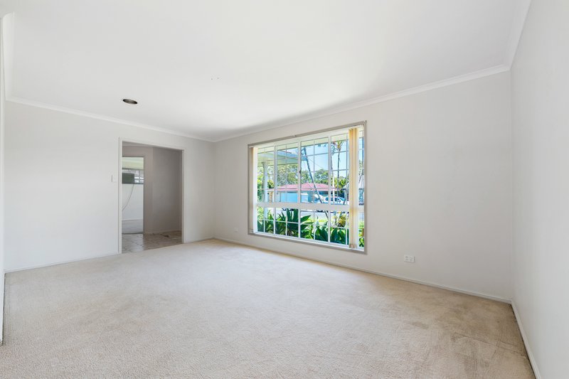 Photo - 10 Delmar Street, Deception Bay QLD 4508 - Image 8