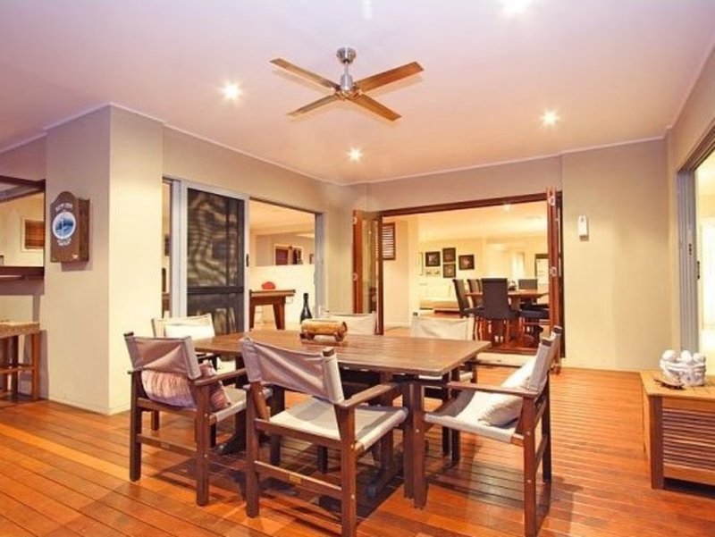 Photo - 10 Denis Street, Murrumba Downs QLD 4503 - Image 5