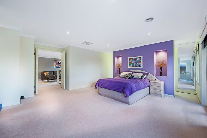 Photo - 10 Derby Place, Mulgrave VIC 3170 - Image 9